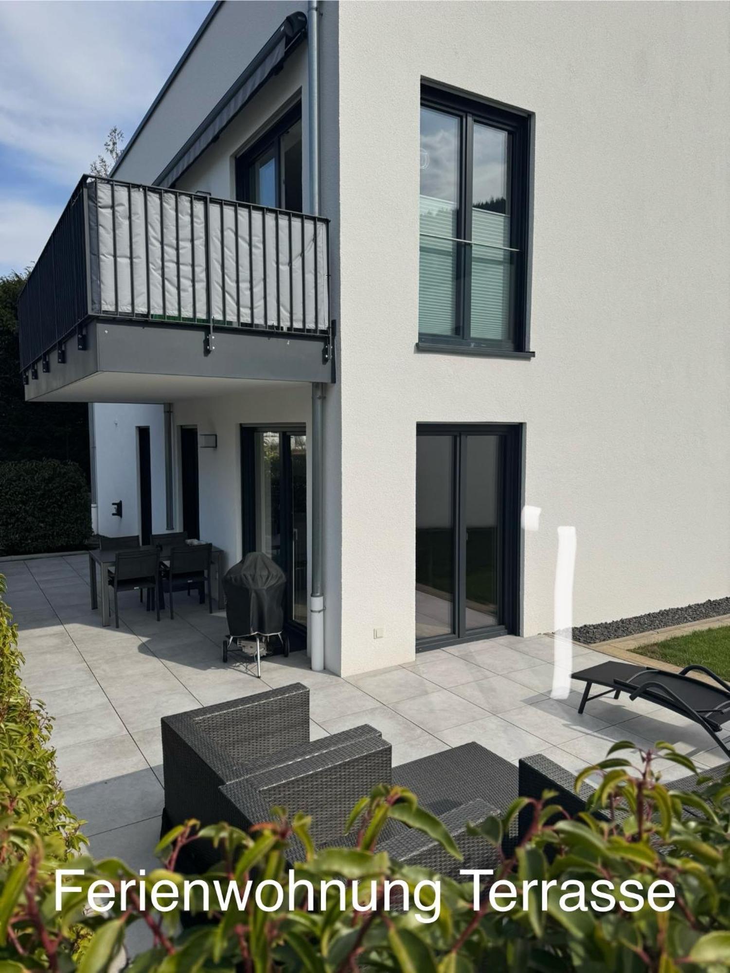 "Auslese 54" -Direkt Am Moselufer- Gaestezimmer & Ferienwohnung Traben-Trarbach Exterior foto